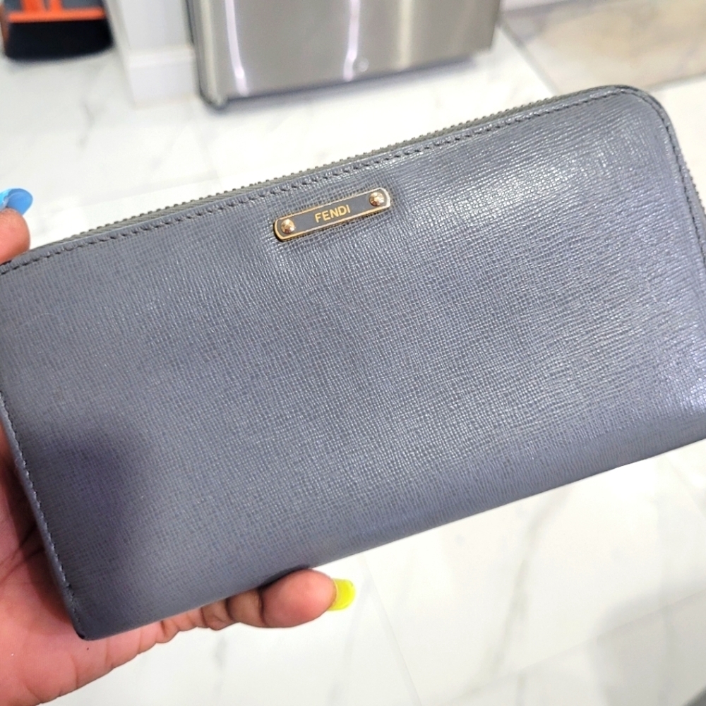 🩶▪️FENDI▪️ long continental zip around grey wallet